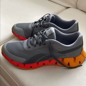 Mens rebook sneakers